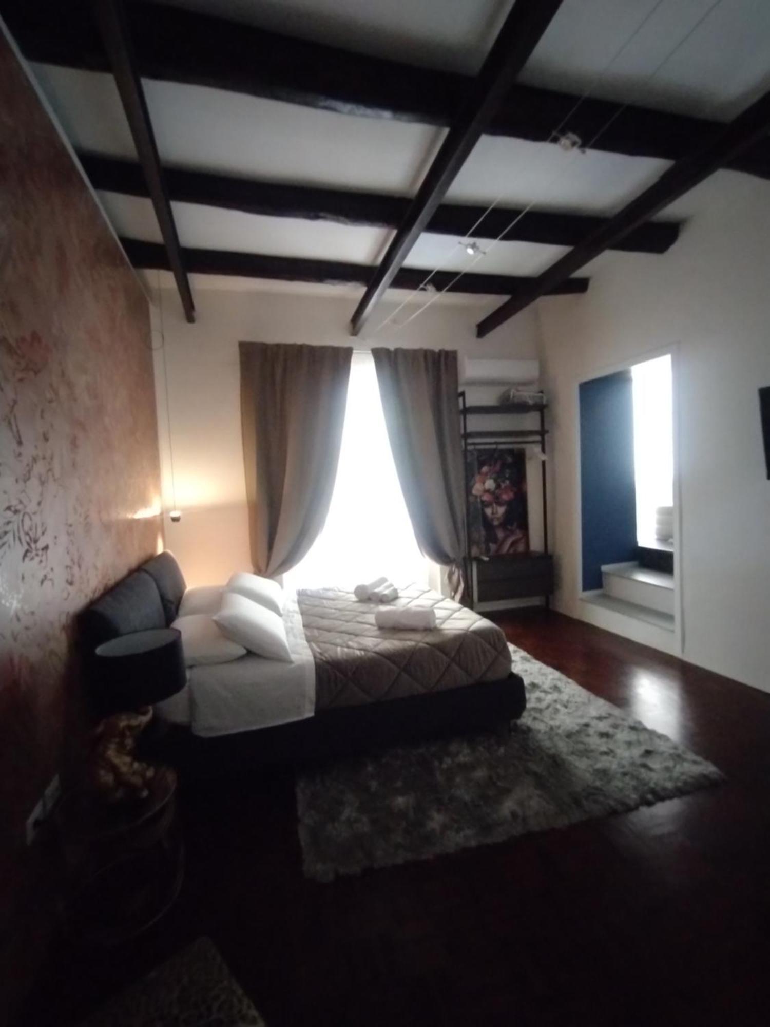Plebiscito Suite Apartment Νάπολη Εξωτερικό φωτογραφία