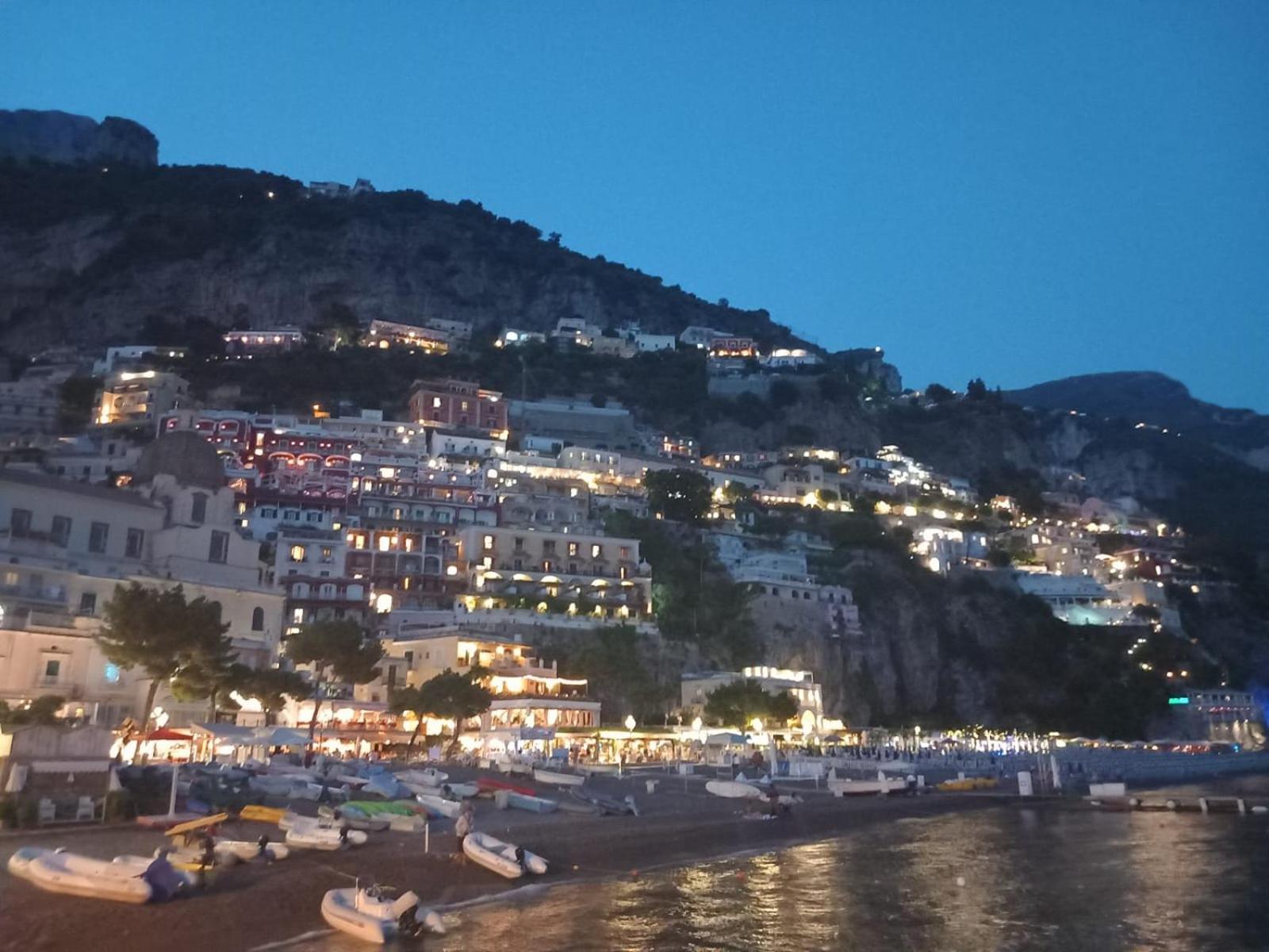 Plebiscito Suite Apartment Νάπολη Εξωτερικό φωτογραφία