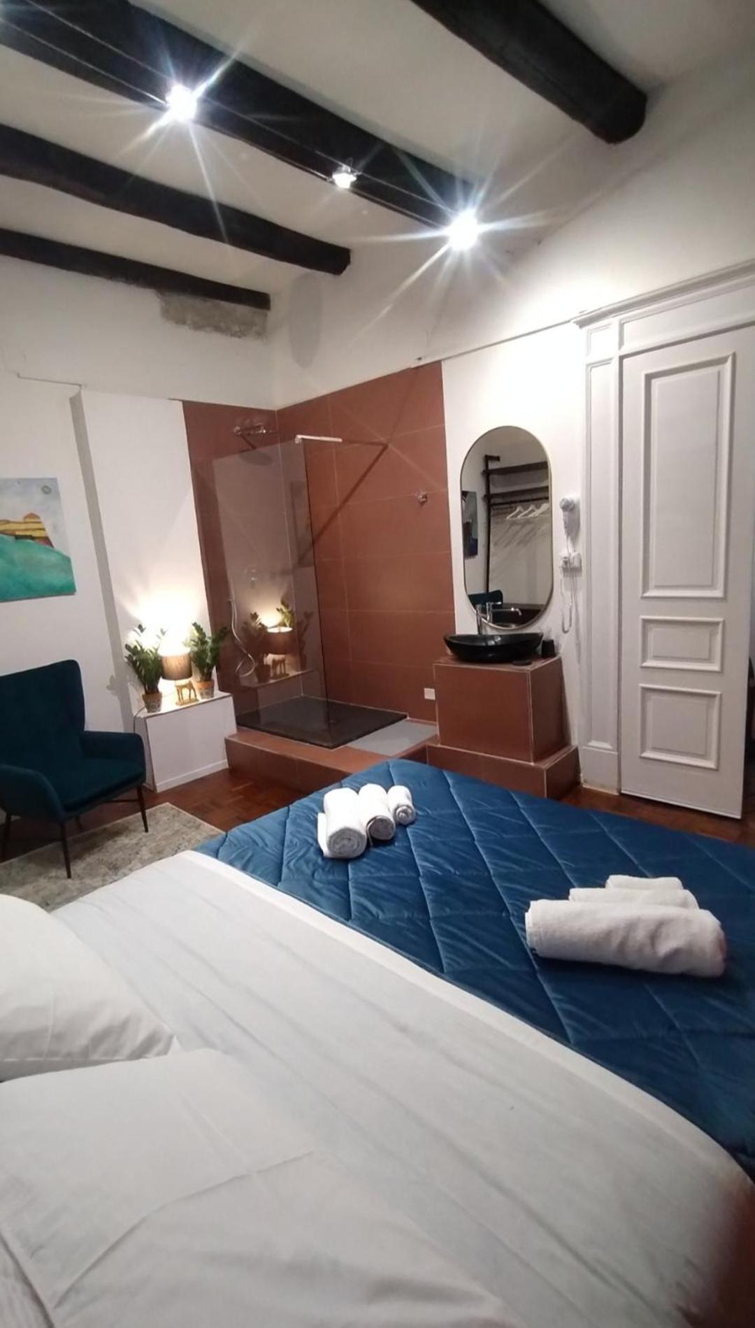 Plebiscito Suite Apartment Νάπολη Εξωτερικό φωτογραφία