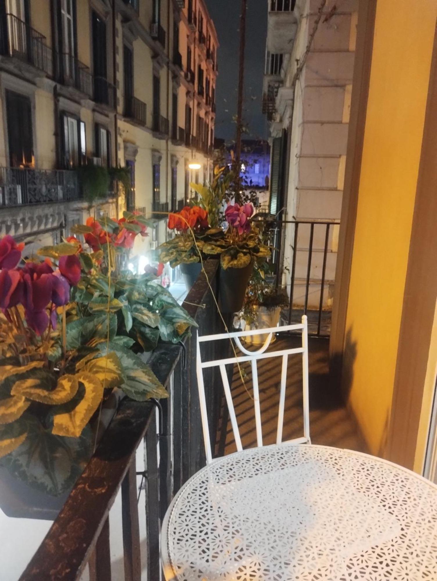 Plebiscito Suite Apartment Νάπολη Εξωτερικό φωτογραφία